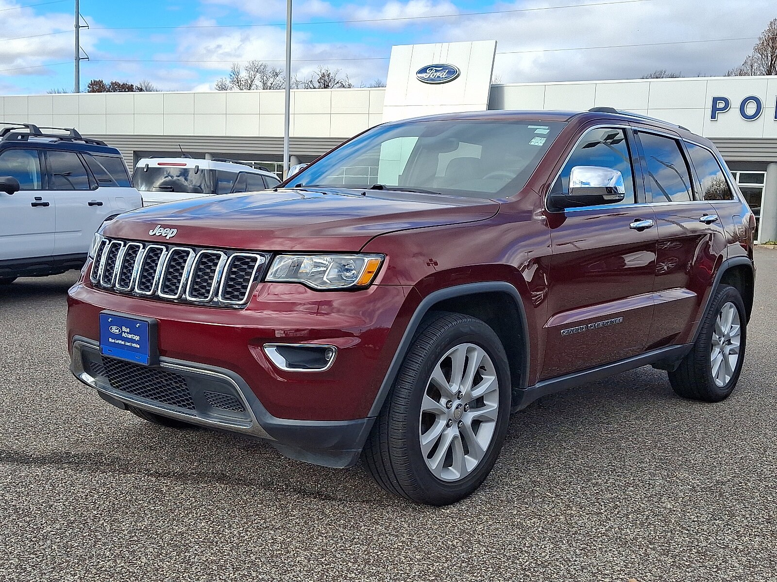 2017 Jeep Grand Cherokee Limited photo 2