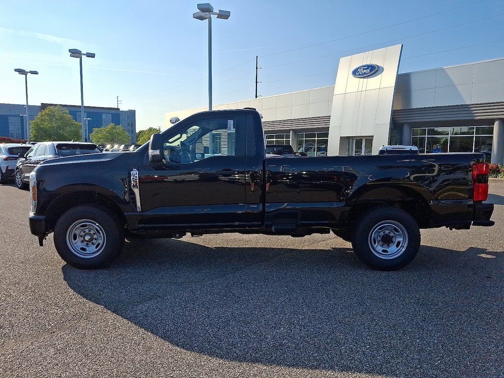 New 2026 Ford Super Duty F-250 SRW F-250 XL Truck