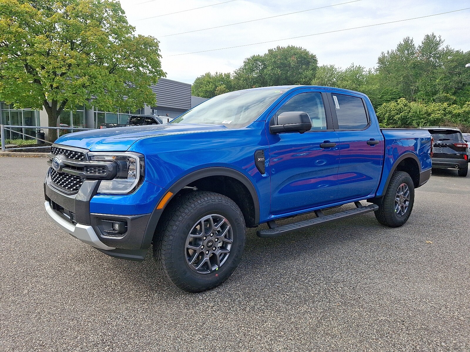 2025 Ford Ranger XLT photo 2