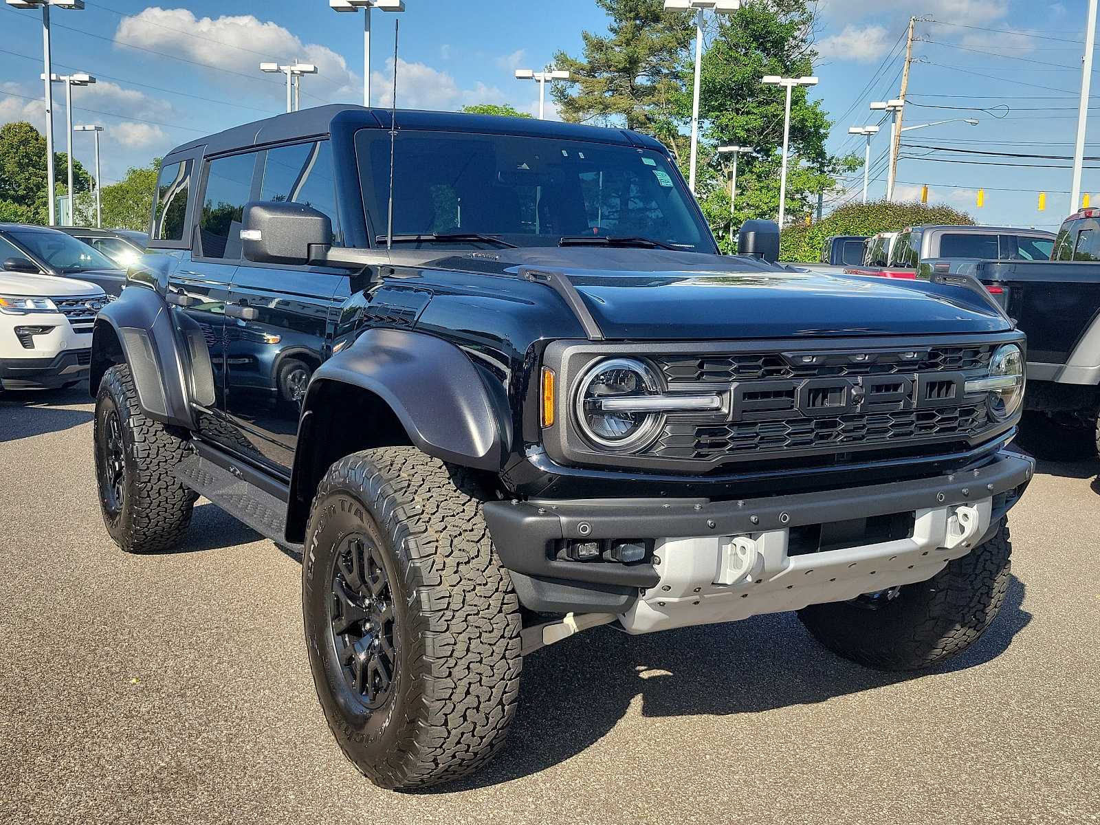 Certified 2023 Ford Bronco 4-Door Raptor with VIN 1FMEE5JR8PLB90507 for sale in Newark, DE