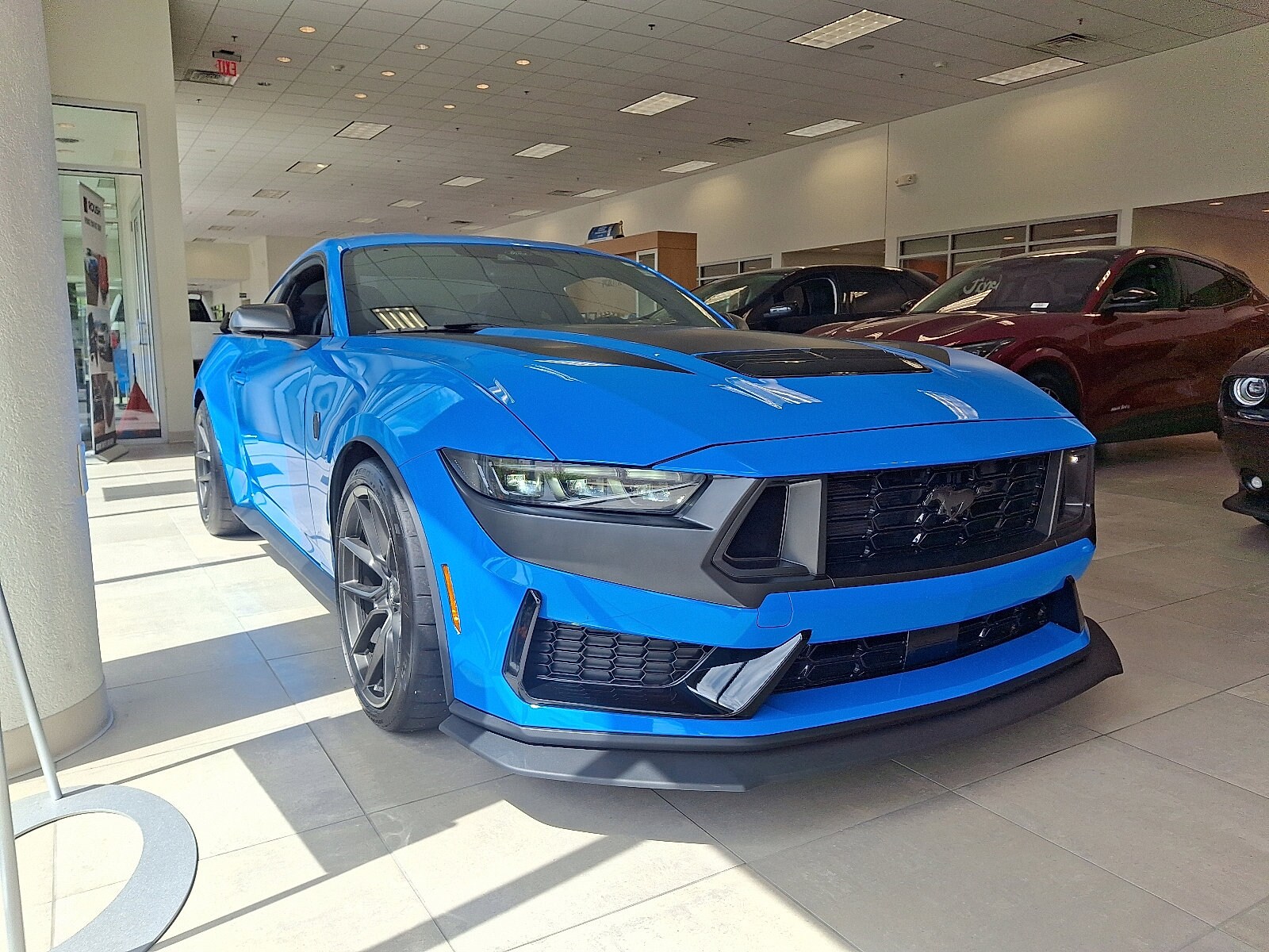 2024 Ford Mustang Dark Horse photo 2