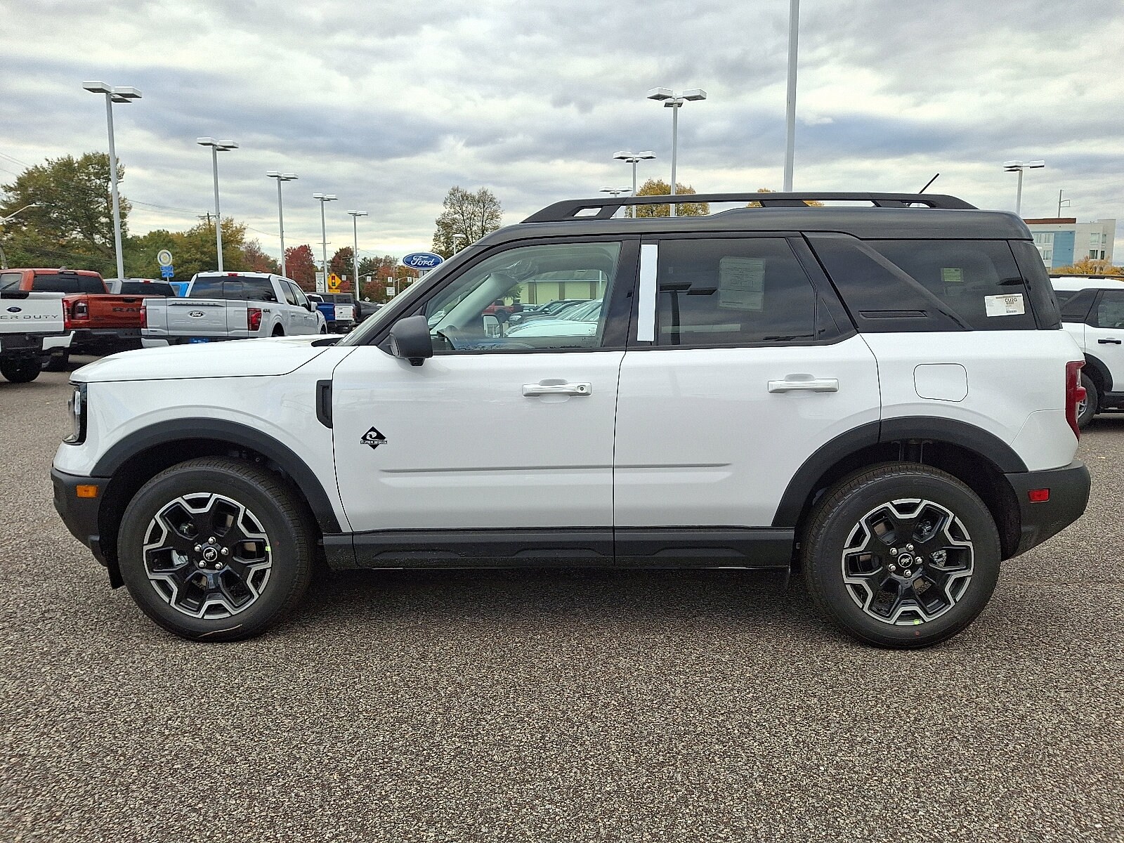 2025 Ford Bronco Sport Outer Banks photo 4