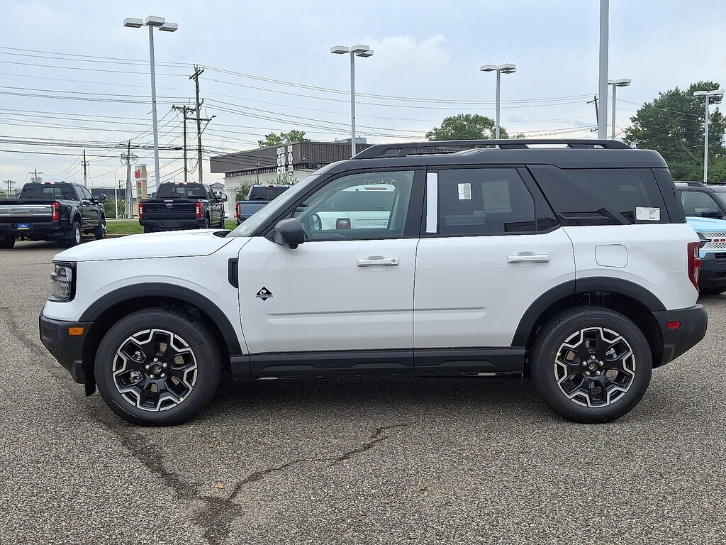 New 2025 Ford Bronco Sport Outer Banks SUV