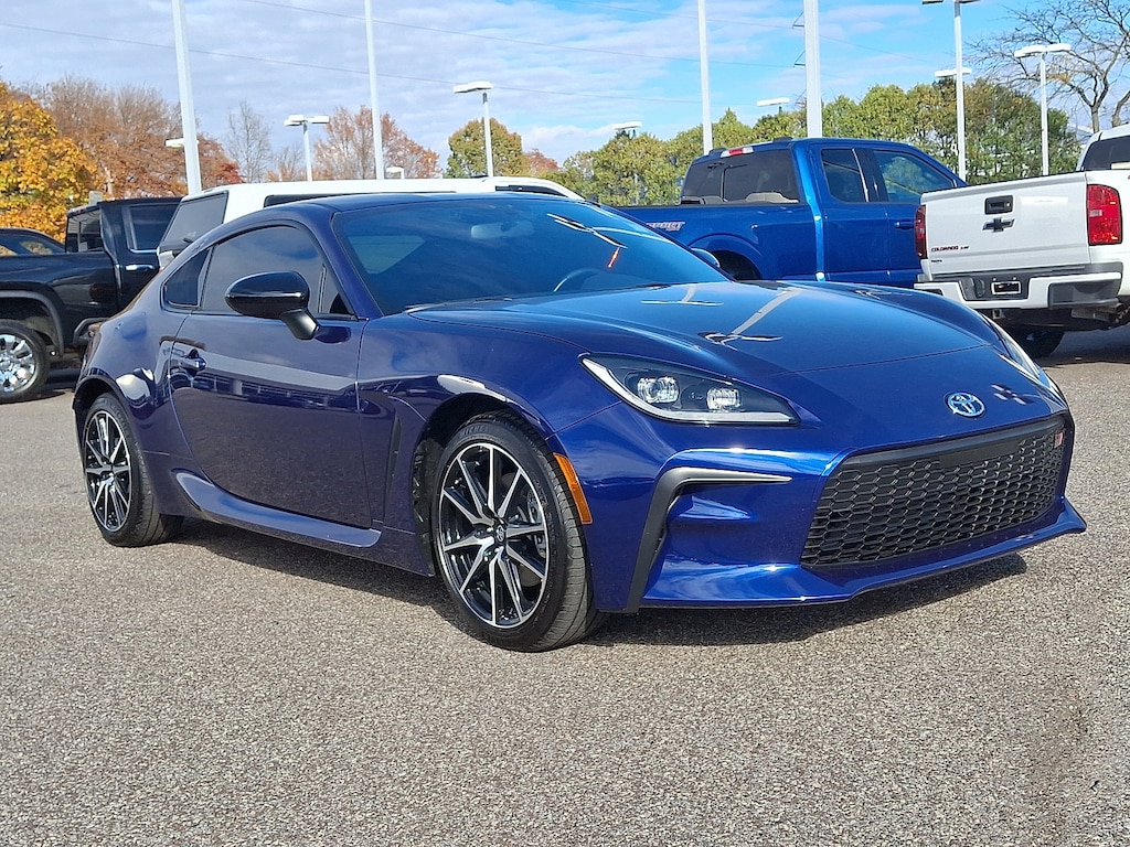 Certified 2025 Toyota GR86 GR86