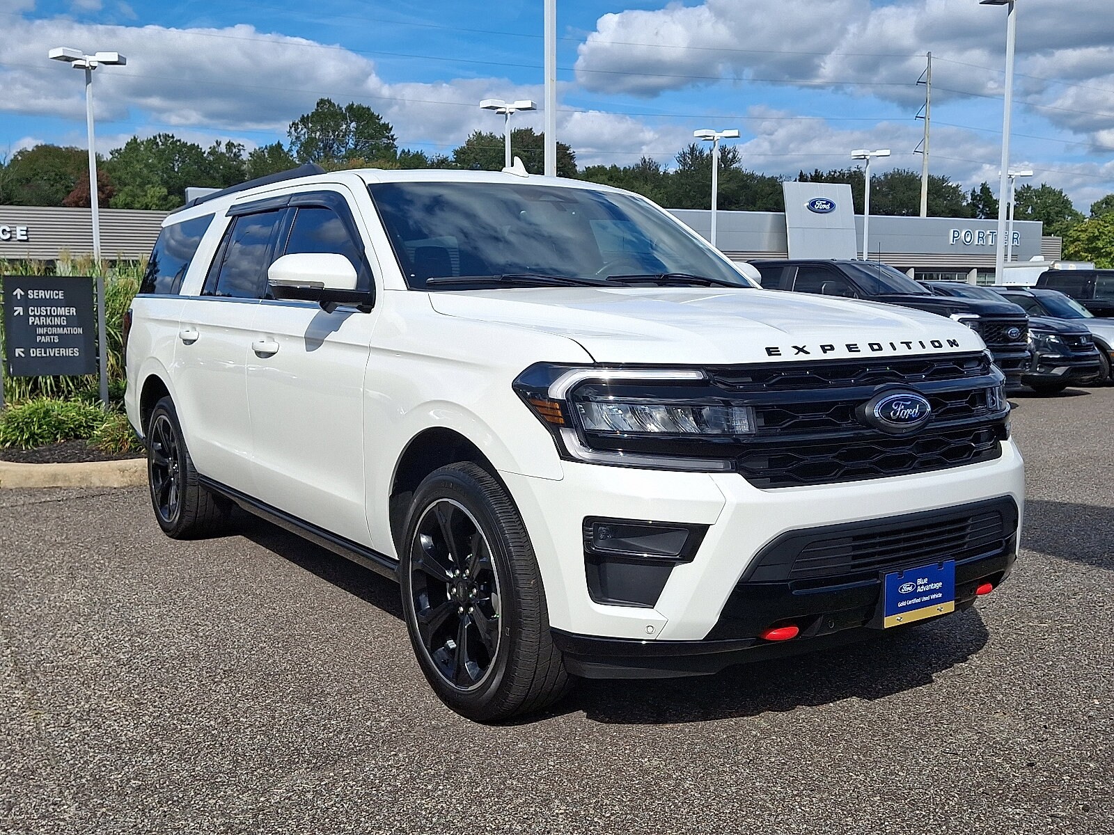 2024 Ford Expedition MAX Limited photo 2