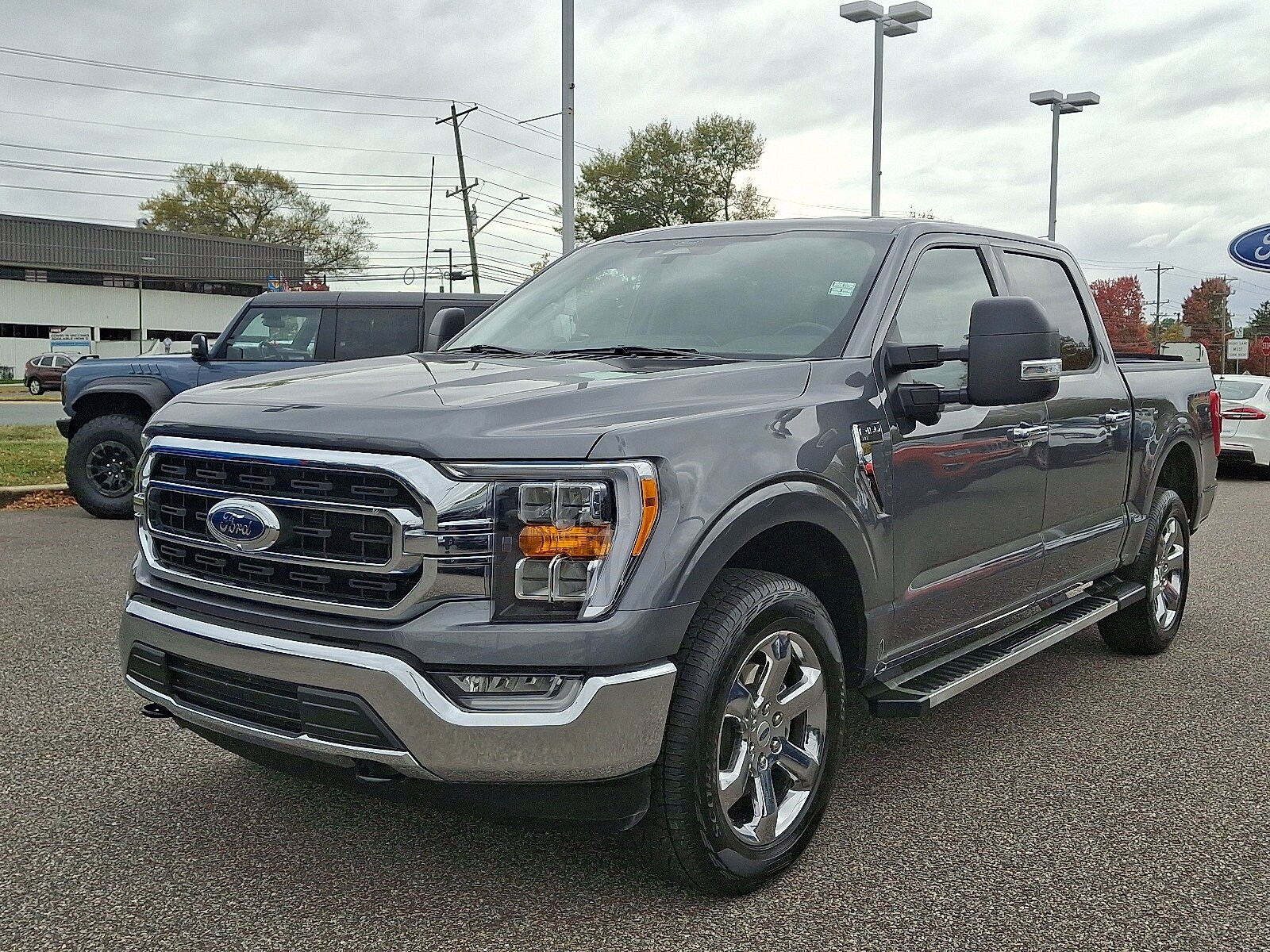 2022 Ford F-150 XLT photo 4