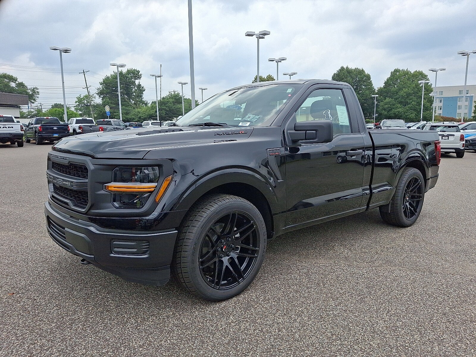 2025 Ford F-150 XL photo 3