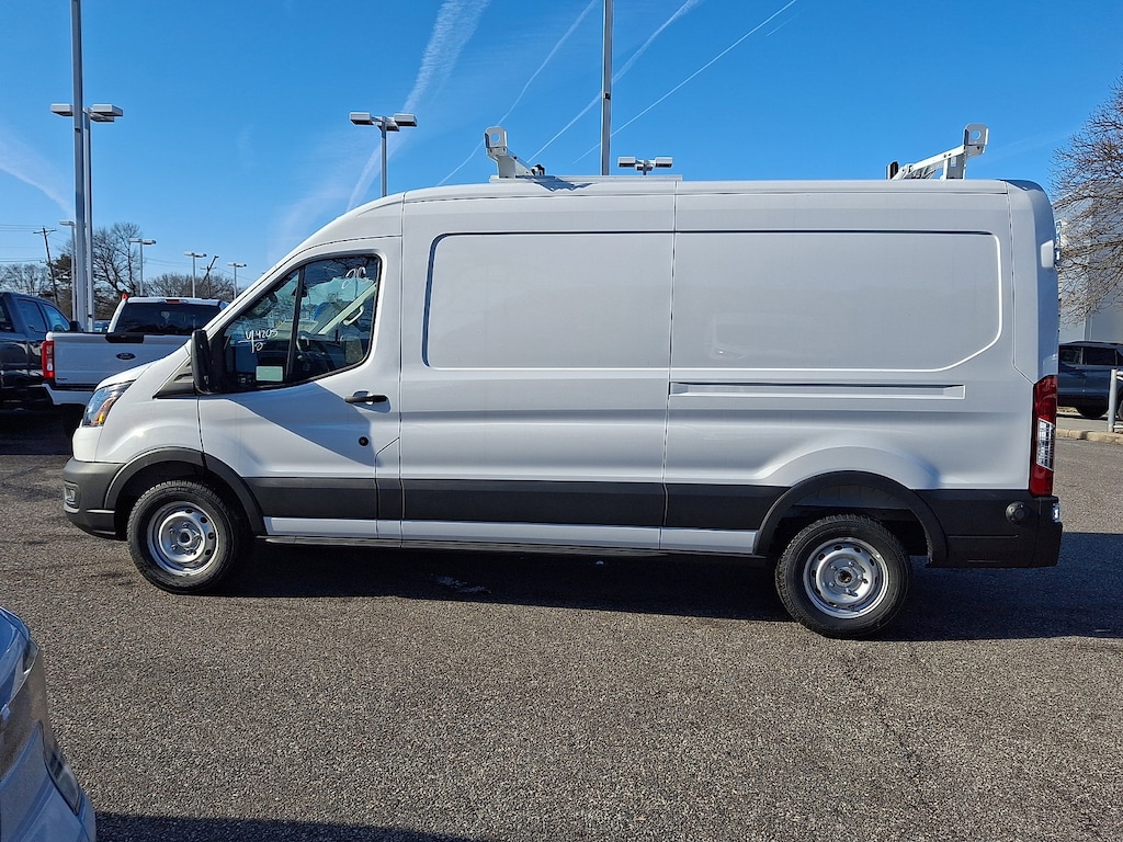 2025 Ford Transit Cargo Van photo 4