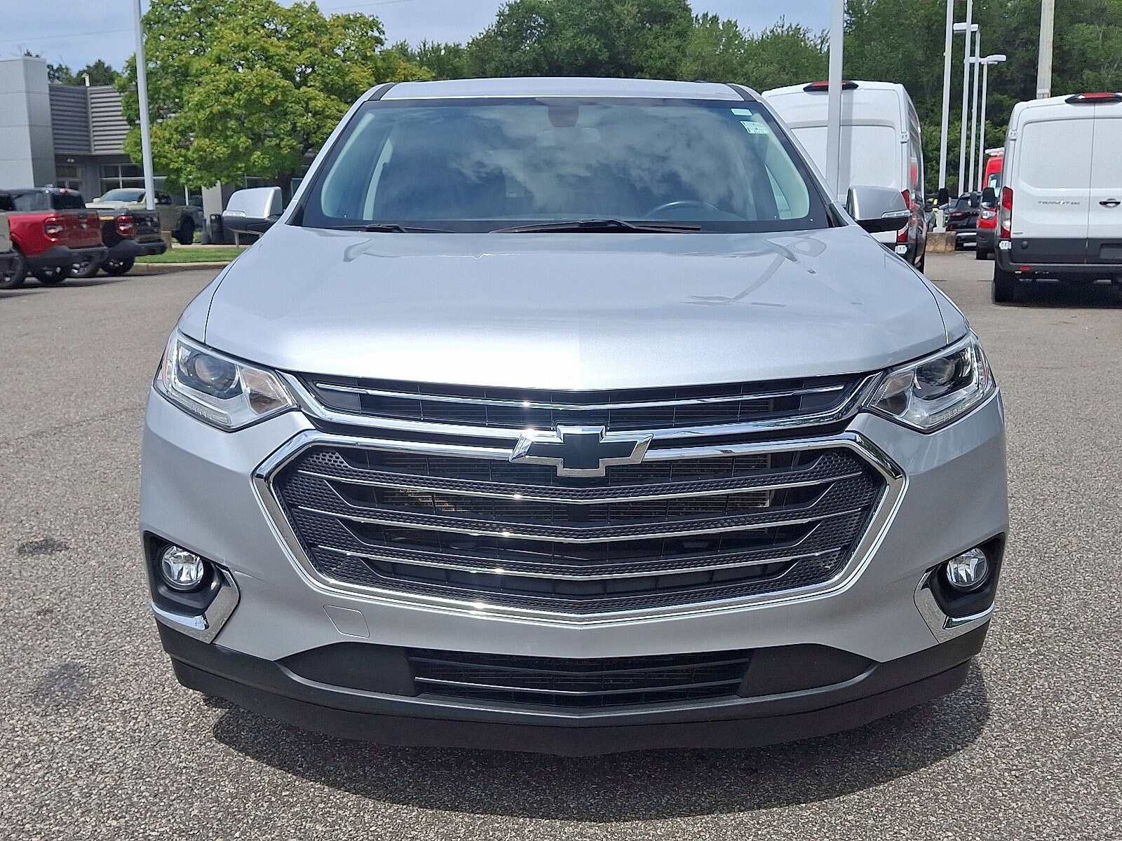 2021 Chevrolet Traverse Cloth photo 2
