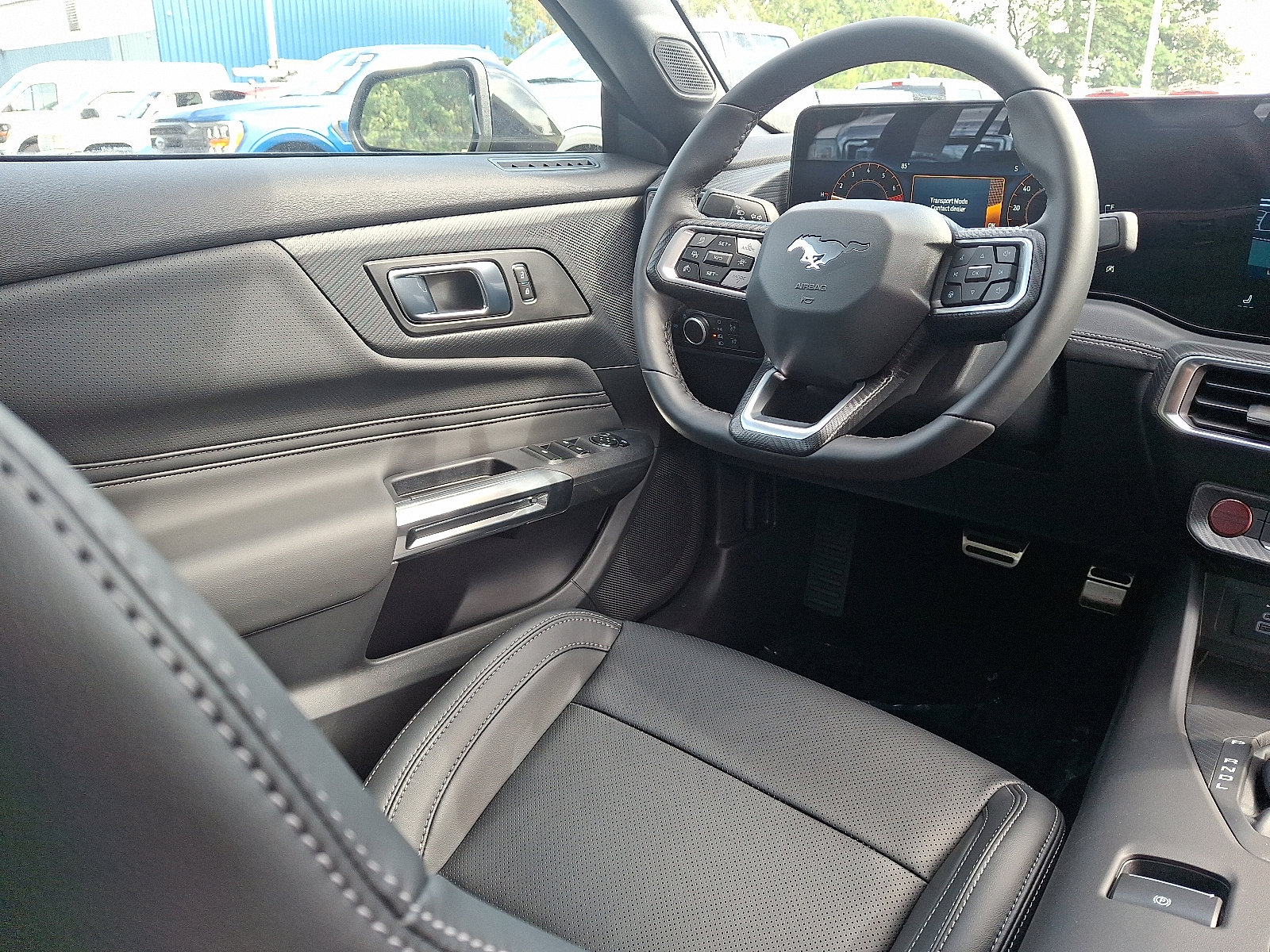 2025 Ford Mustang EcoBoost Premium Convertible - Photo 9