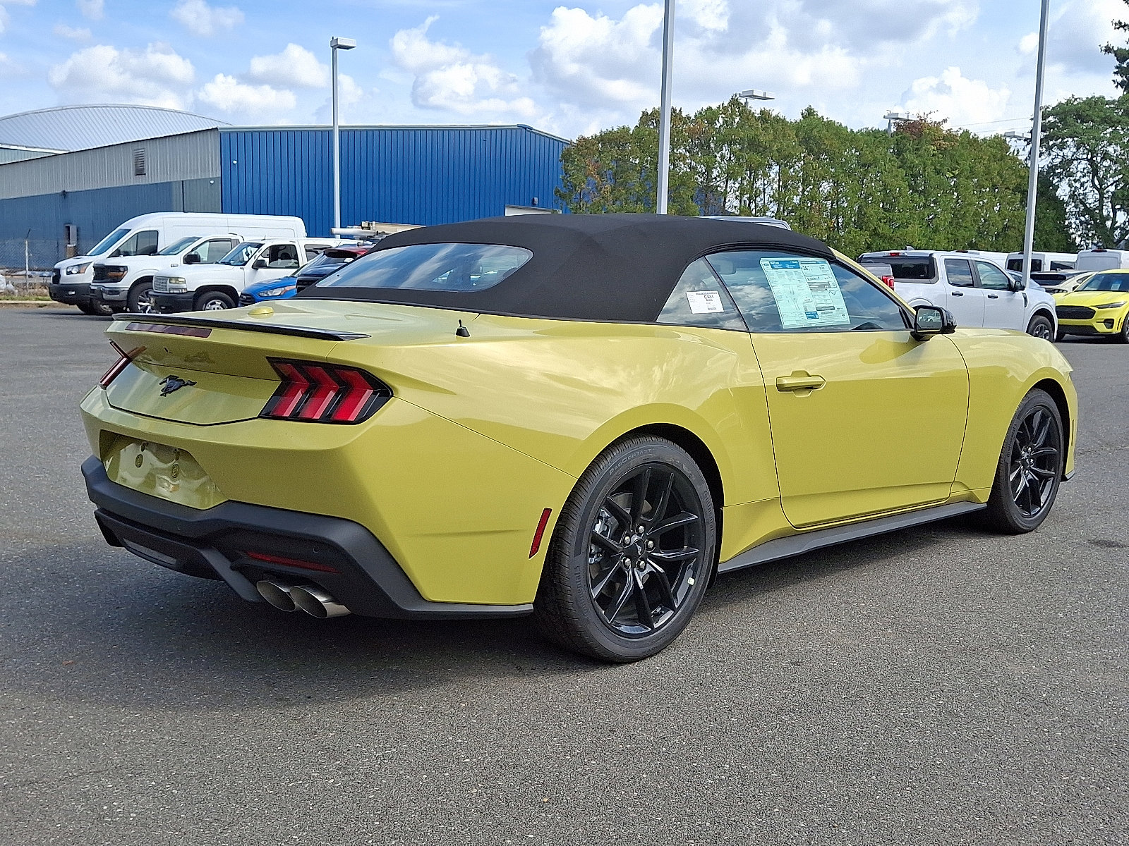 2025 Ford Mustang EcoBoost Premium Convertible - Photo 7