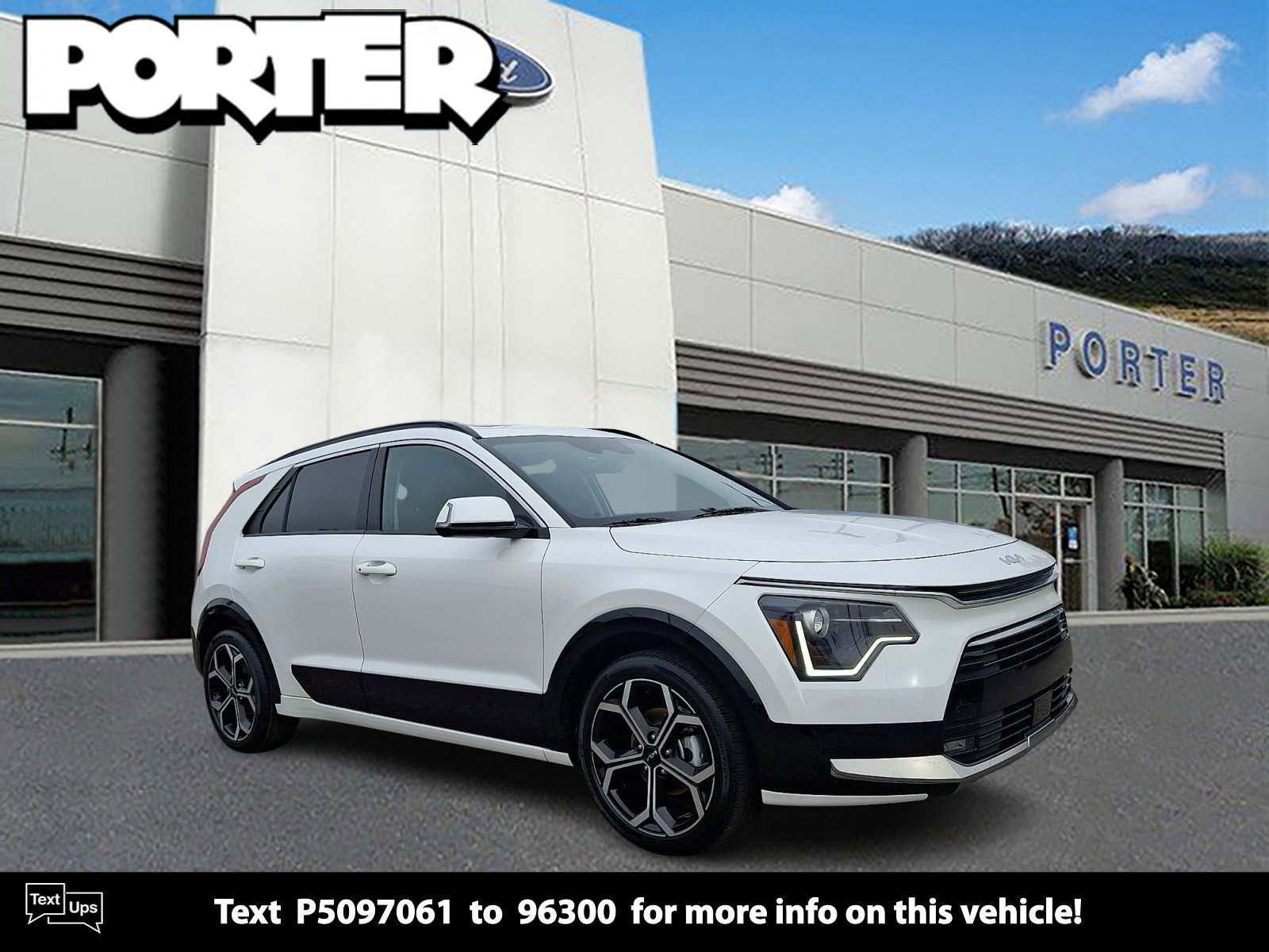 2023 Kia Niro EX Touring's photo