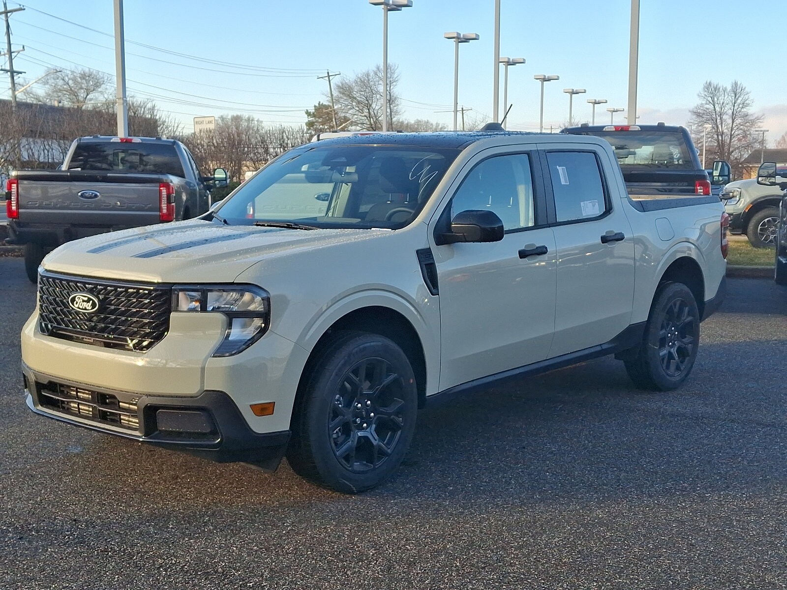 2025 Ford Maverick XLT photo 3
