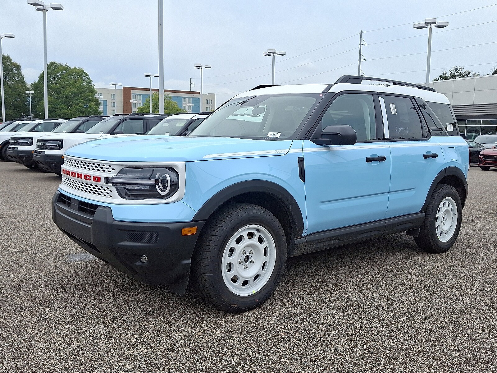 2025 Ford Bronco Sport Heritage photo 3