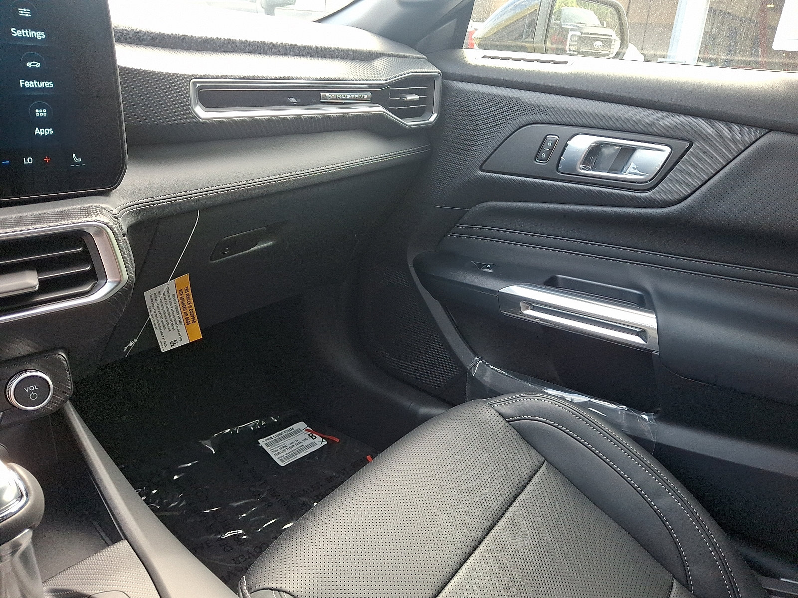 2025 Ford Mustang EcoBoost Premium Convertible - Photo 11