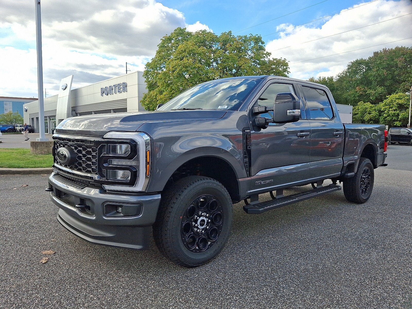 2026 Ford F-250 Lariat photo 3