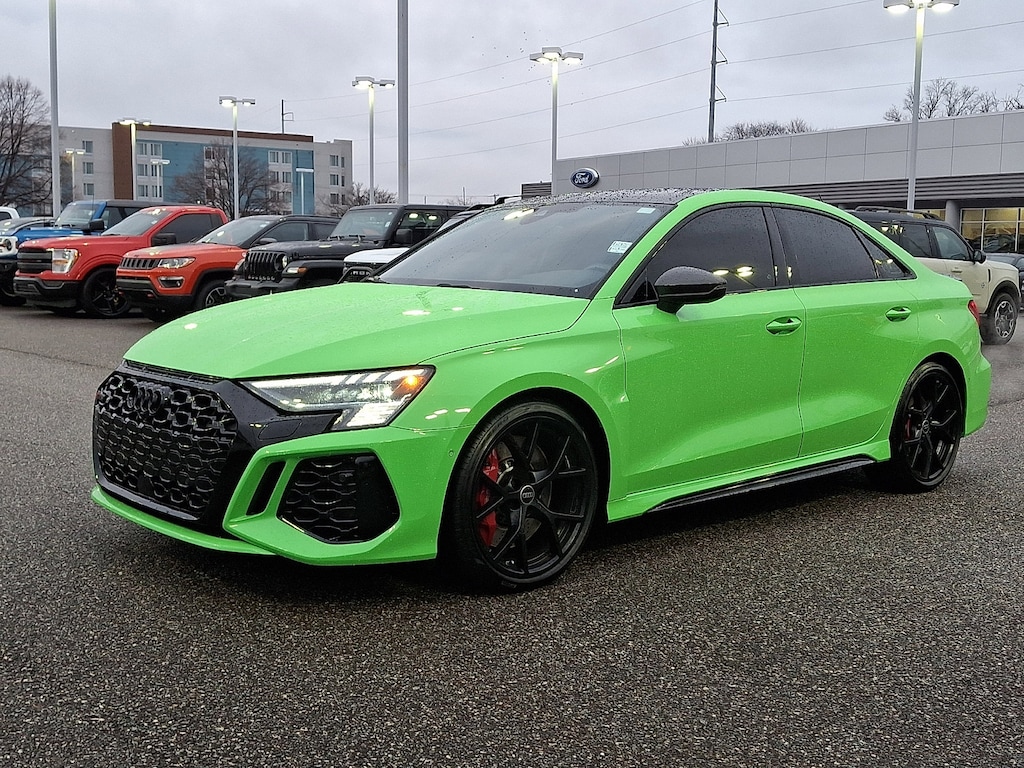 2024 Audi RS 3 quattro photo 3