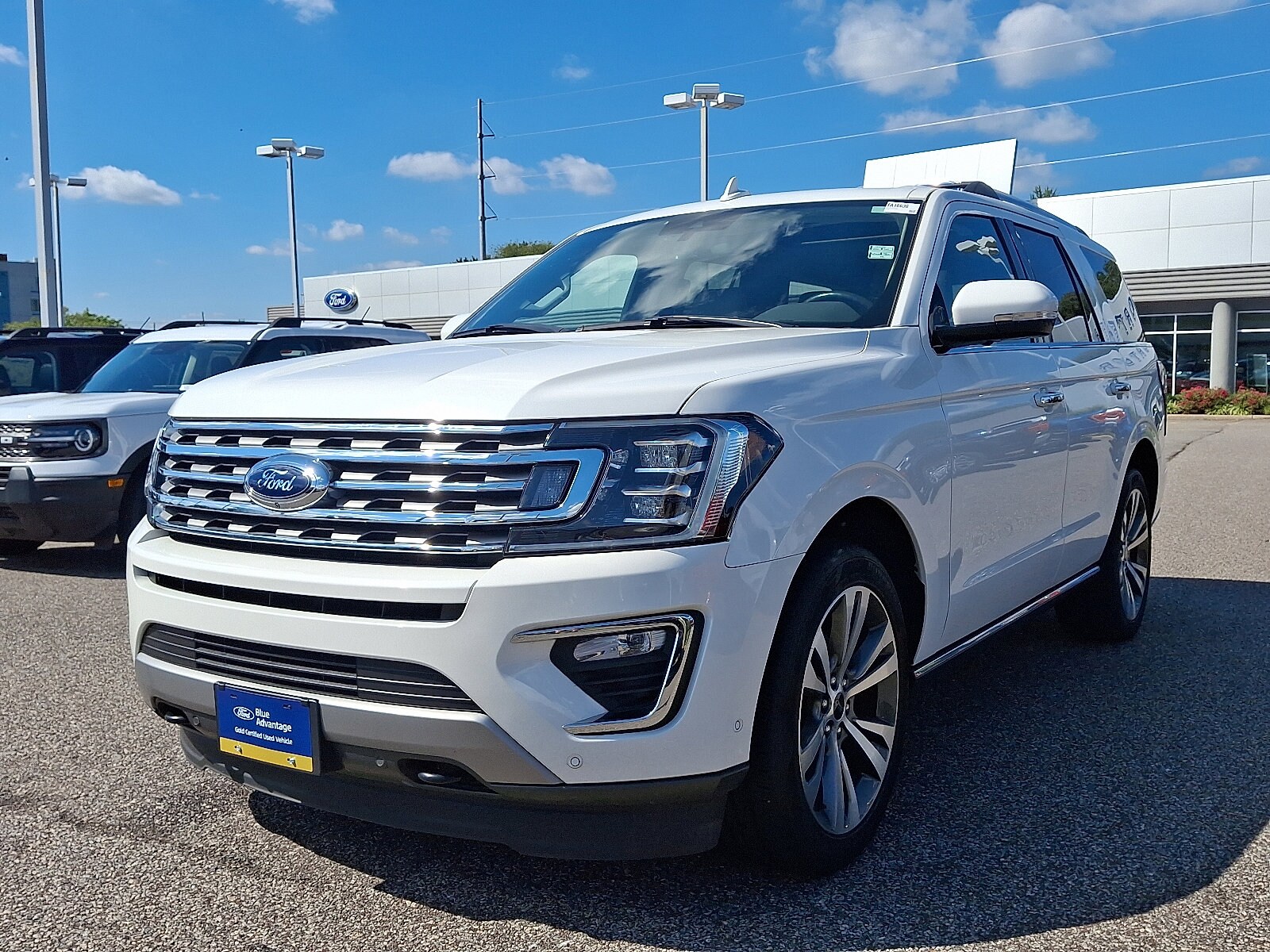 2020 Ford Expedition Limited photo 2