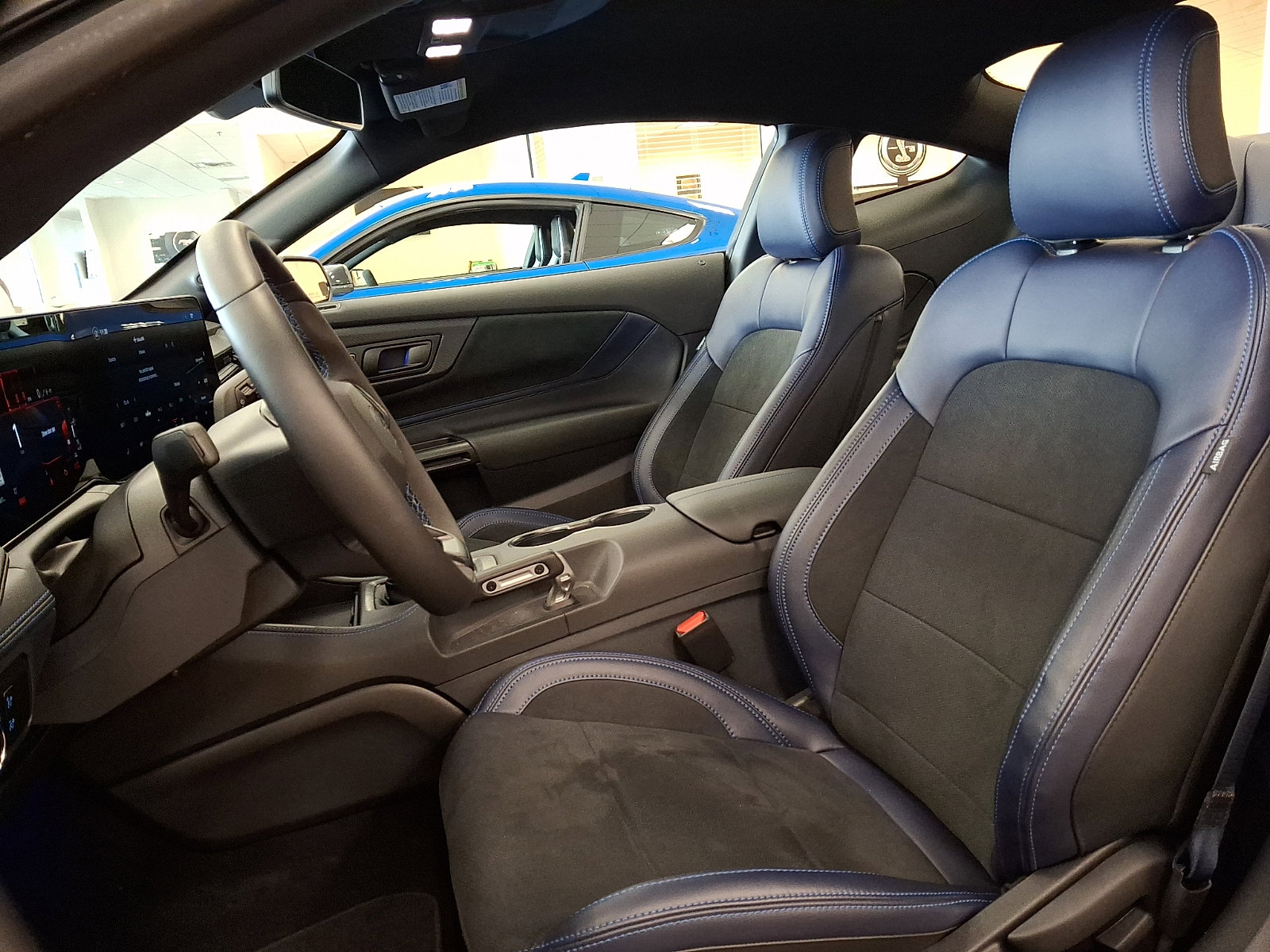 2025 Ford Mustang Dark Horse - Photo 9