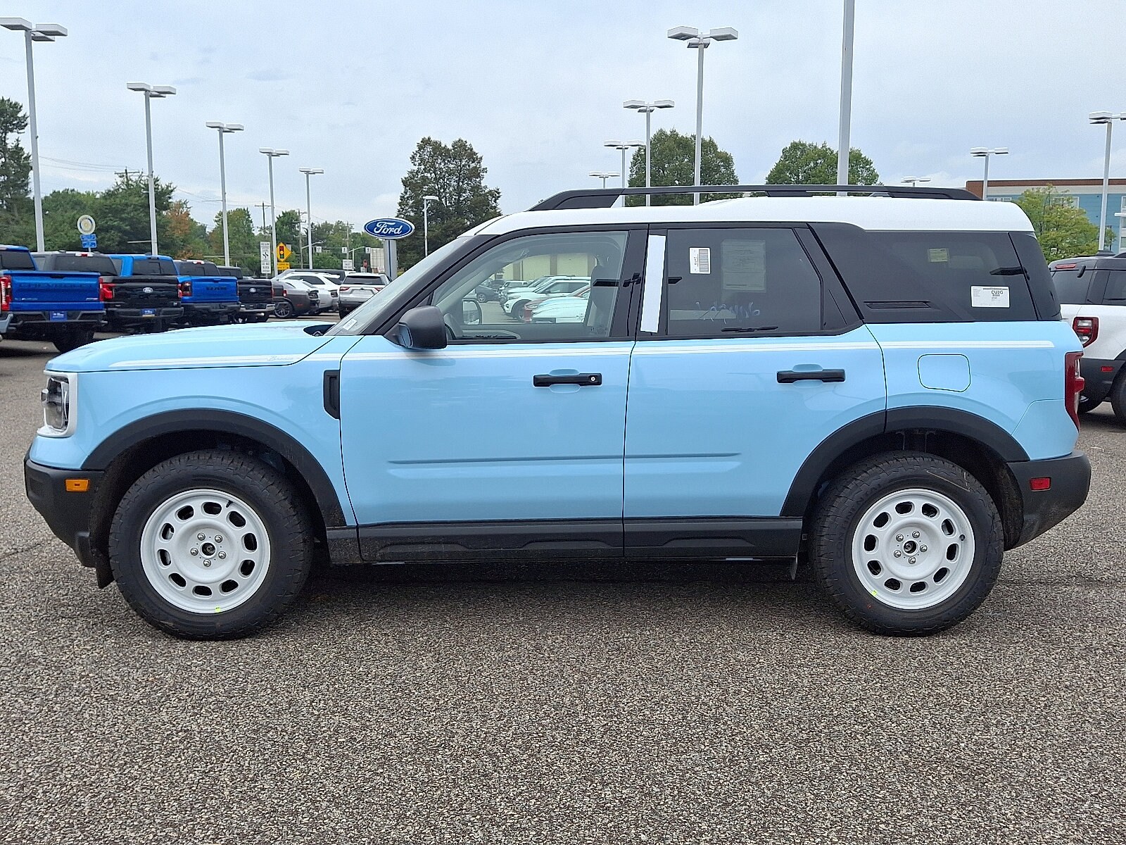 2025 Ford Bronco Sport Heritage photo 4