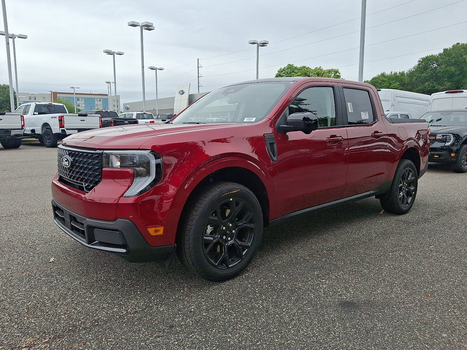 2025 Ford Maverick Lariat photo 3