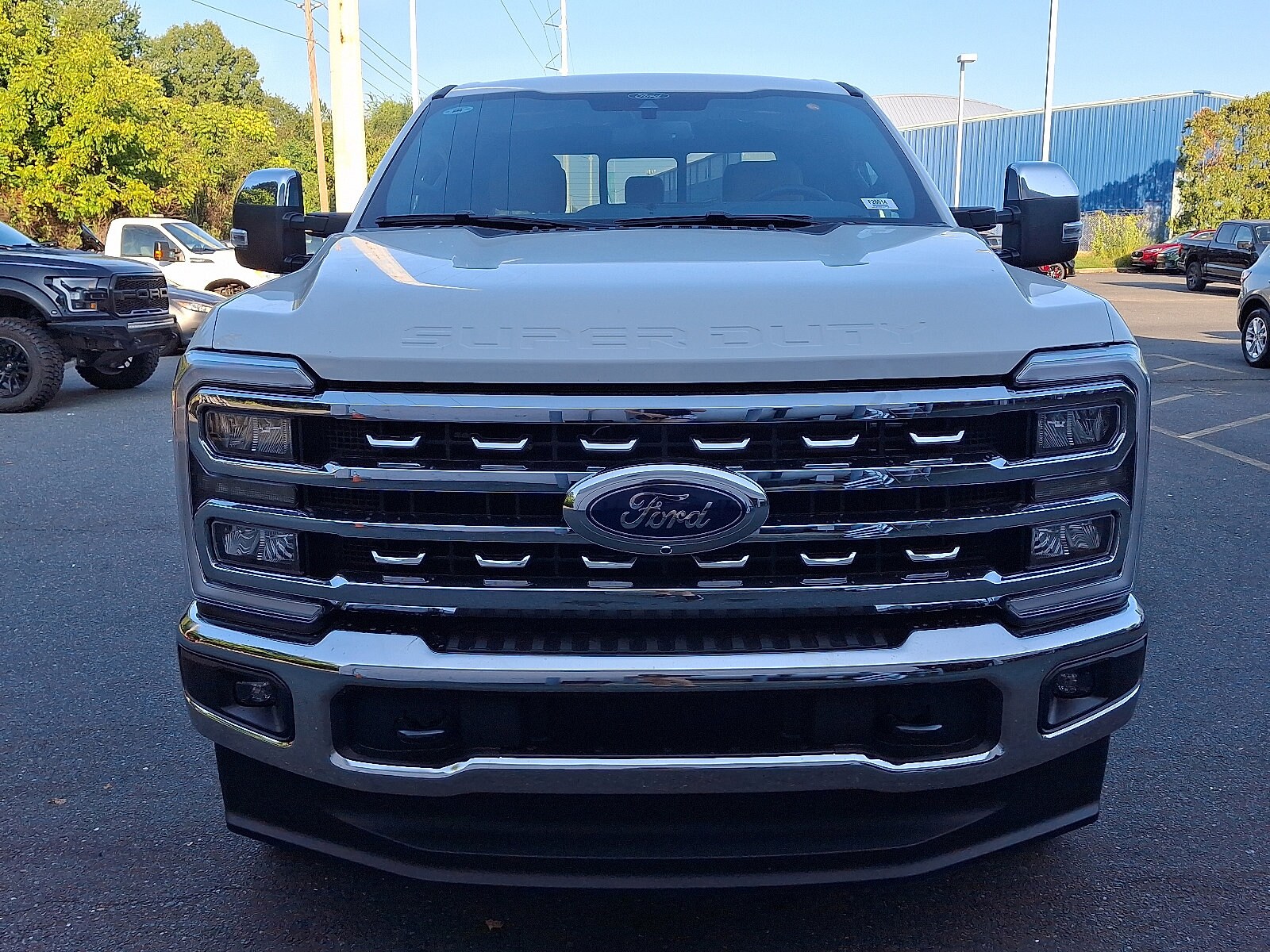 2026 Ford F-350 Lariat photo 2