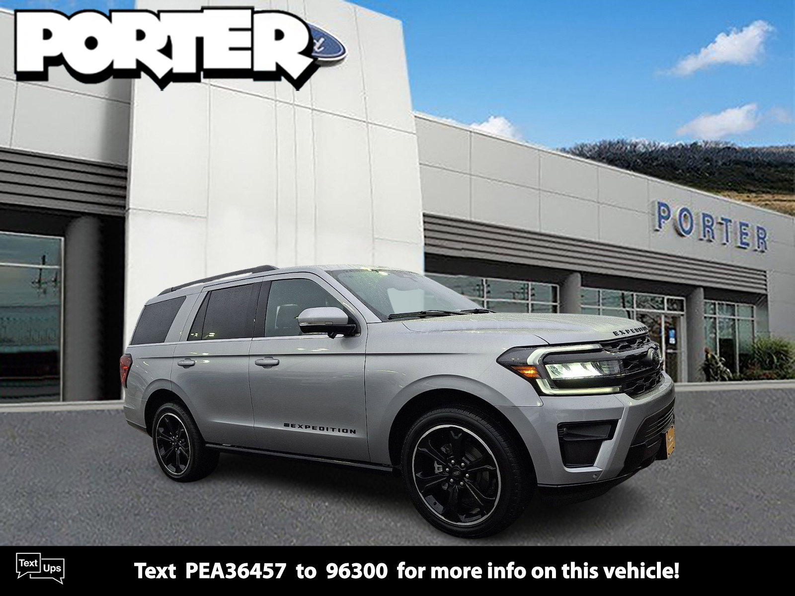 2023 Ford Expedition Limited's photo