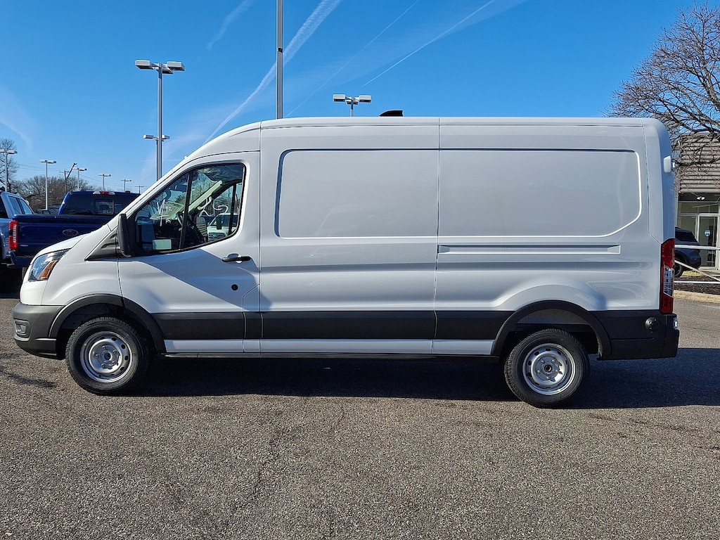 2026 Ford Transit Cargo Van photo 3