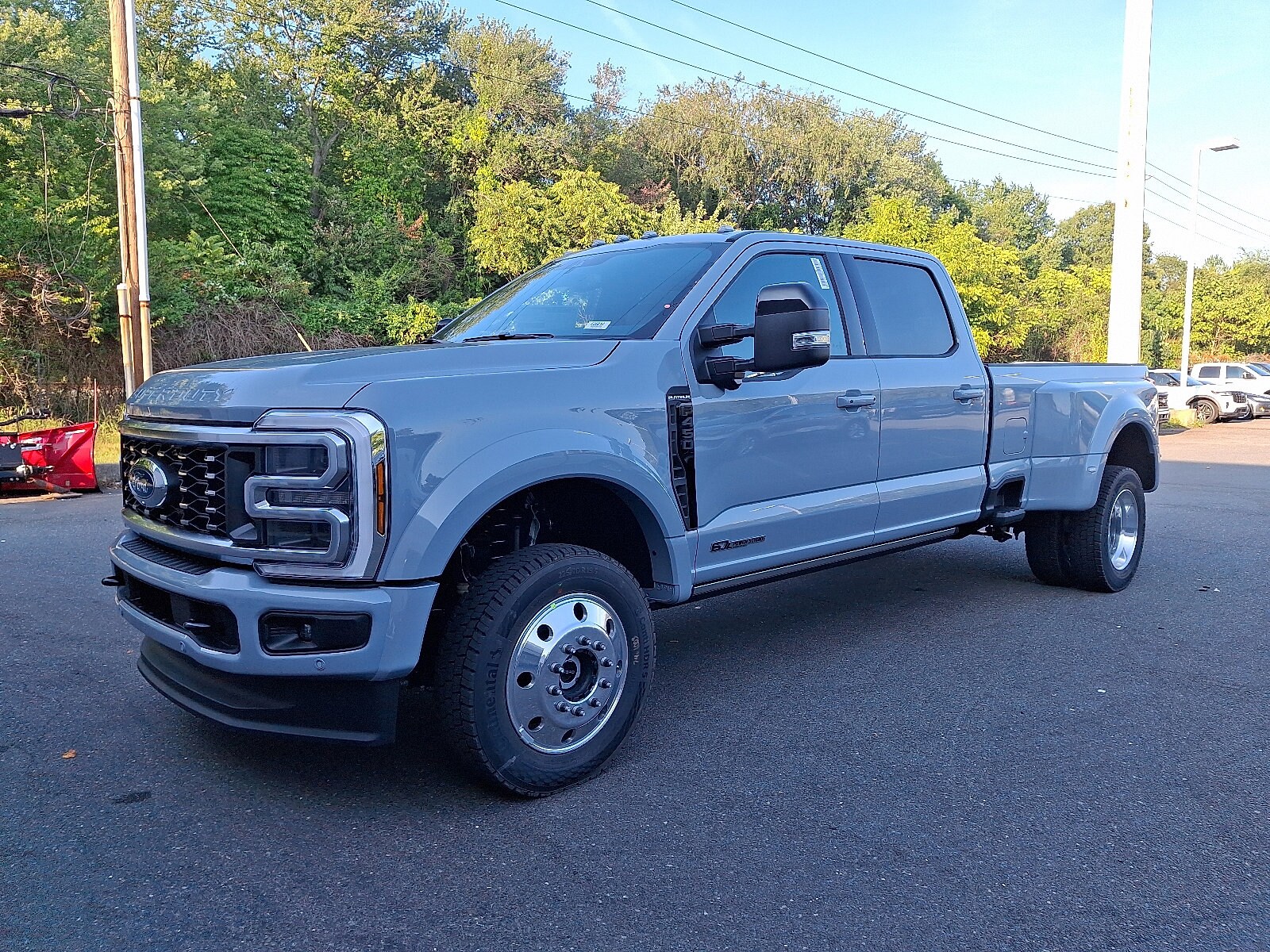 2026 Ford F-450 Platinum photo 3