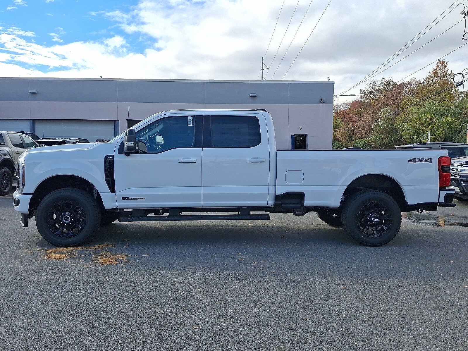 2026 Ford F-250 Lariat photo 4
