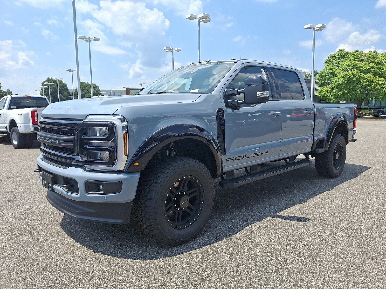 2025 Ford F-250 Lariat photo 3