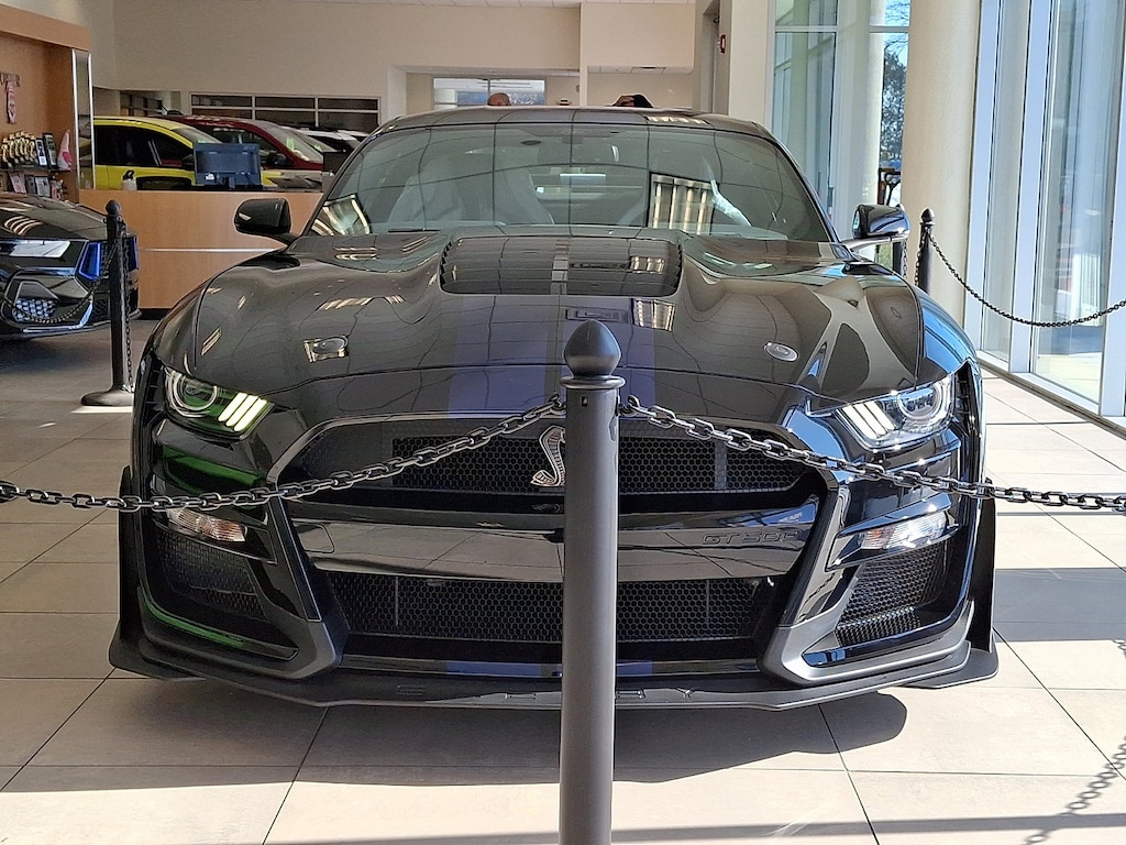 2020 Ford Mustang Shelby GT500 photo 2