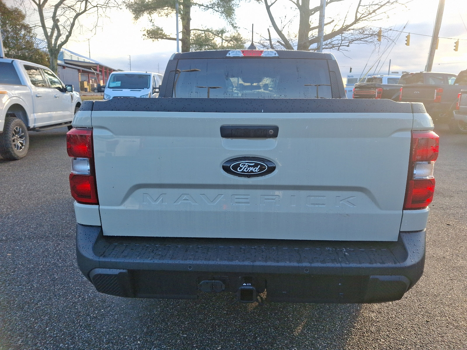 2025 Ford Maverick XLT - Photo 6