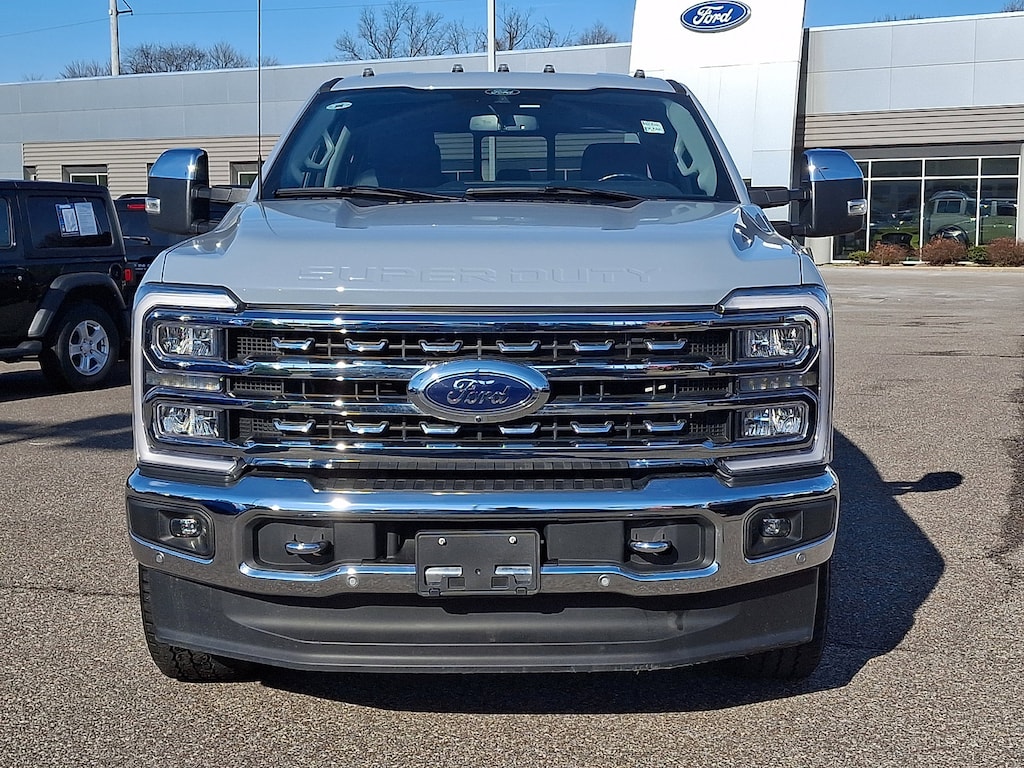 2024 Ford F-250 Lariat photo 3