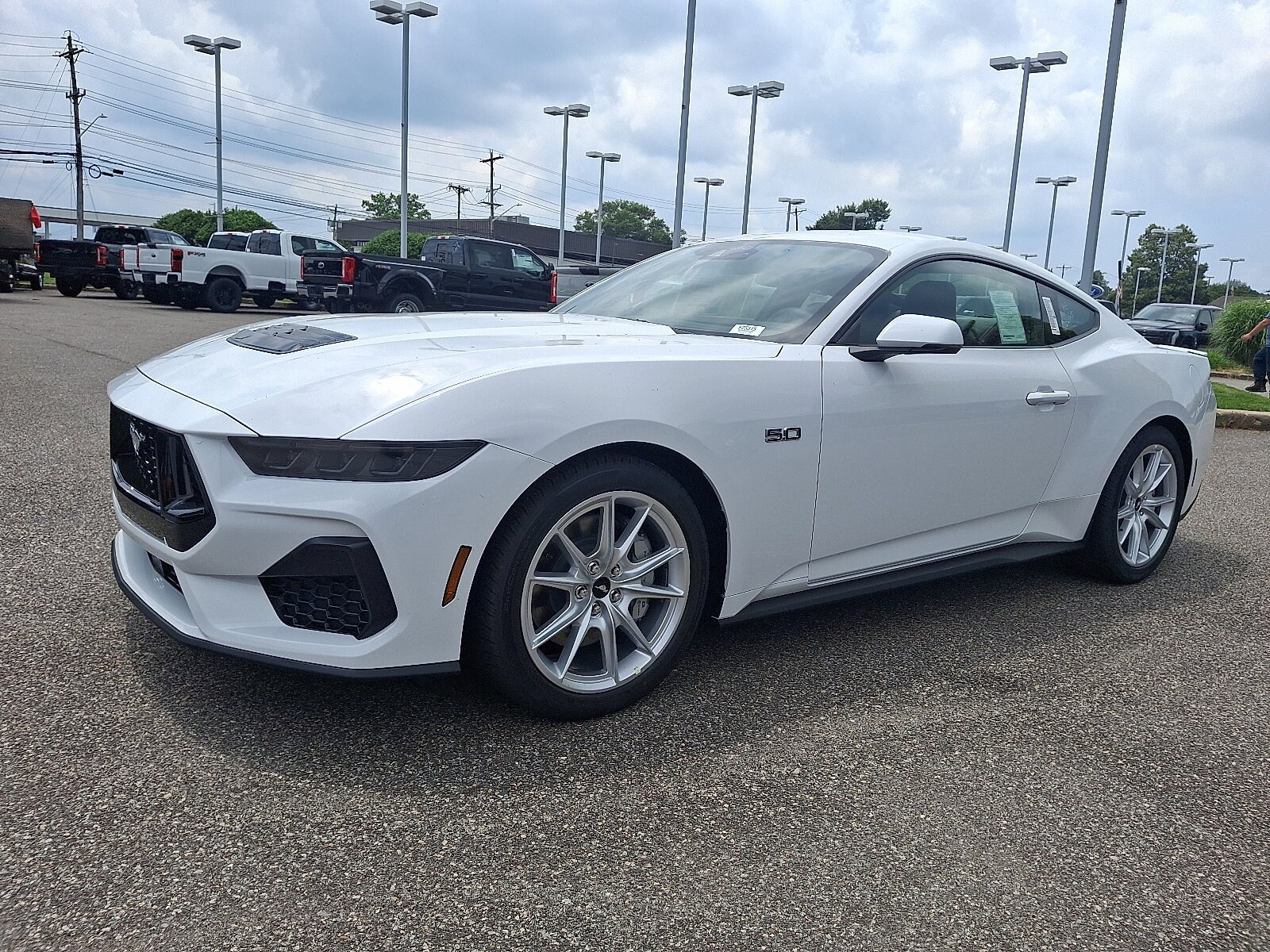 2025 Ford Mustang GT Premium photo 3