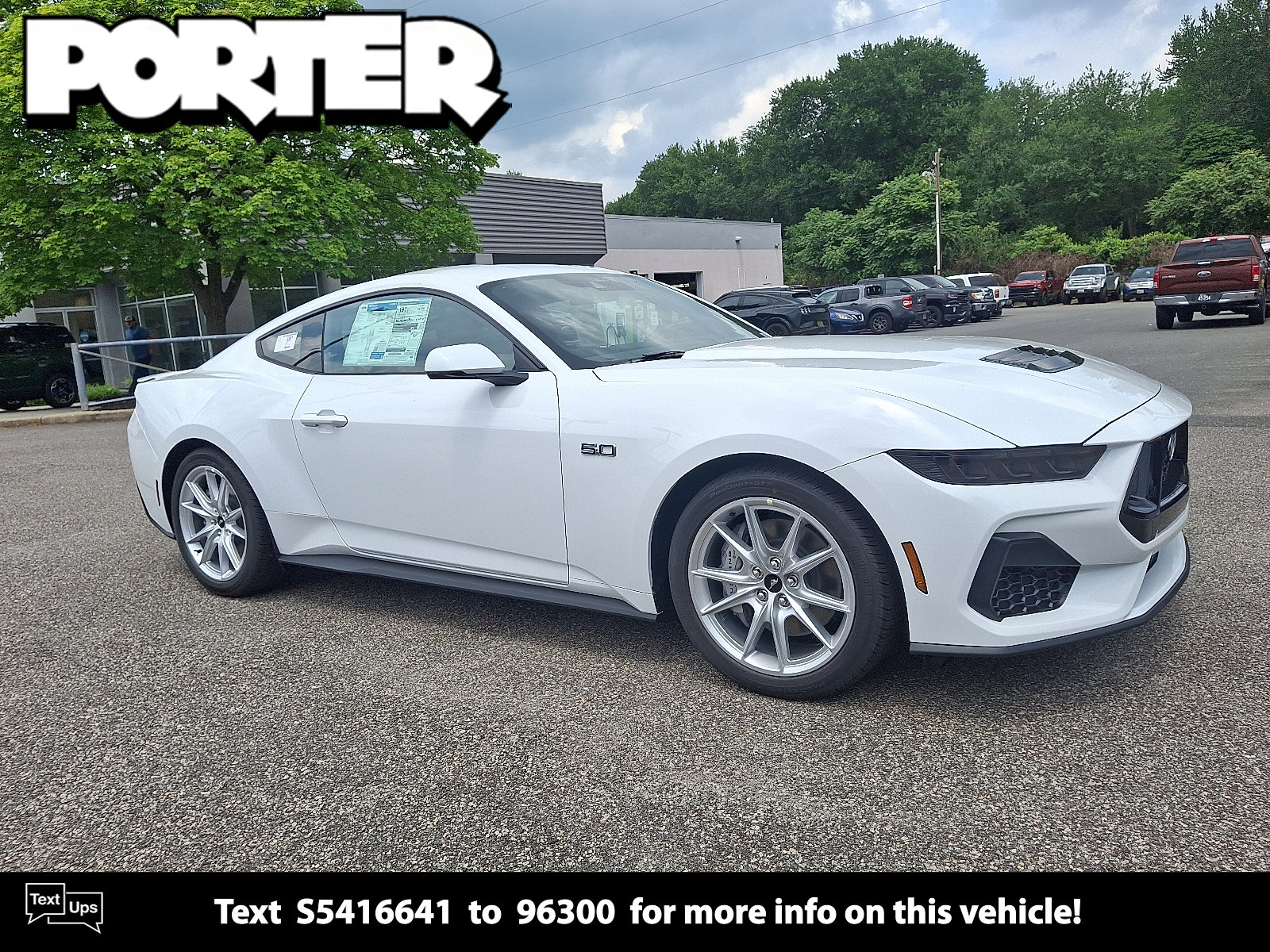 2025 Ford Mustang GT Premium's photo