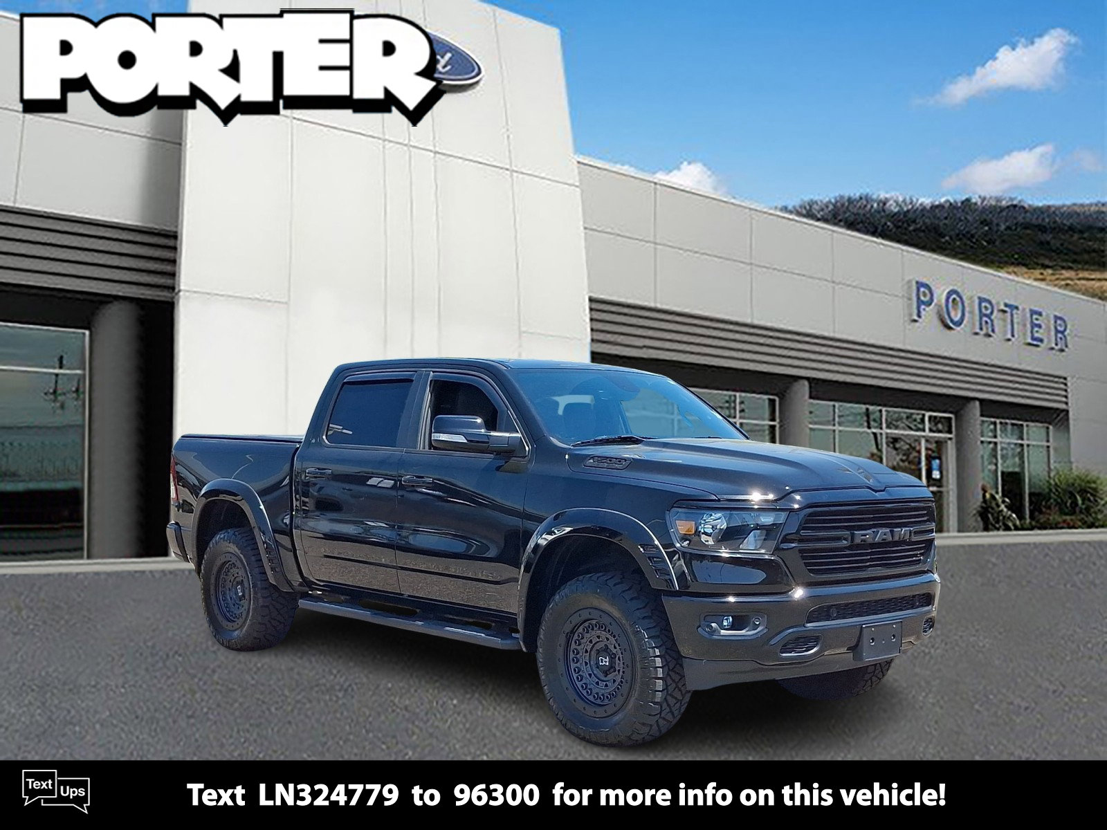 2020 RAM 1500 Big Horn/Lone Star 4x4 Crew Cab 5'7's photo