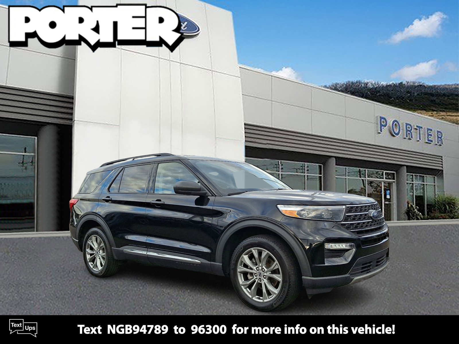 2022 Ford Explorer XLT's photo