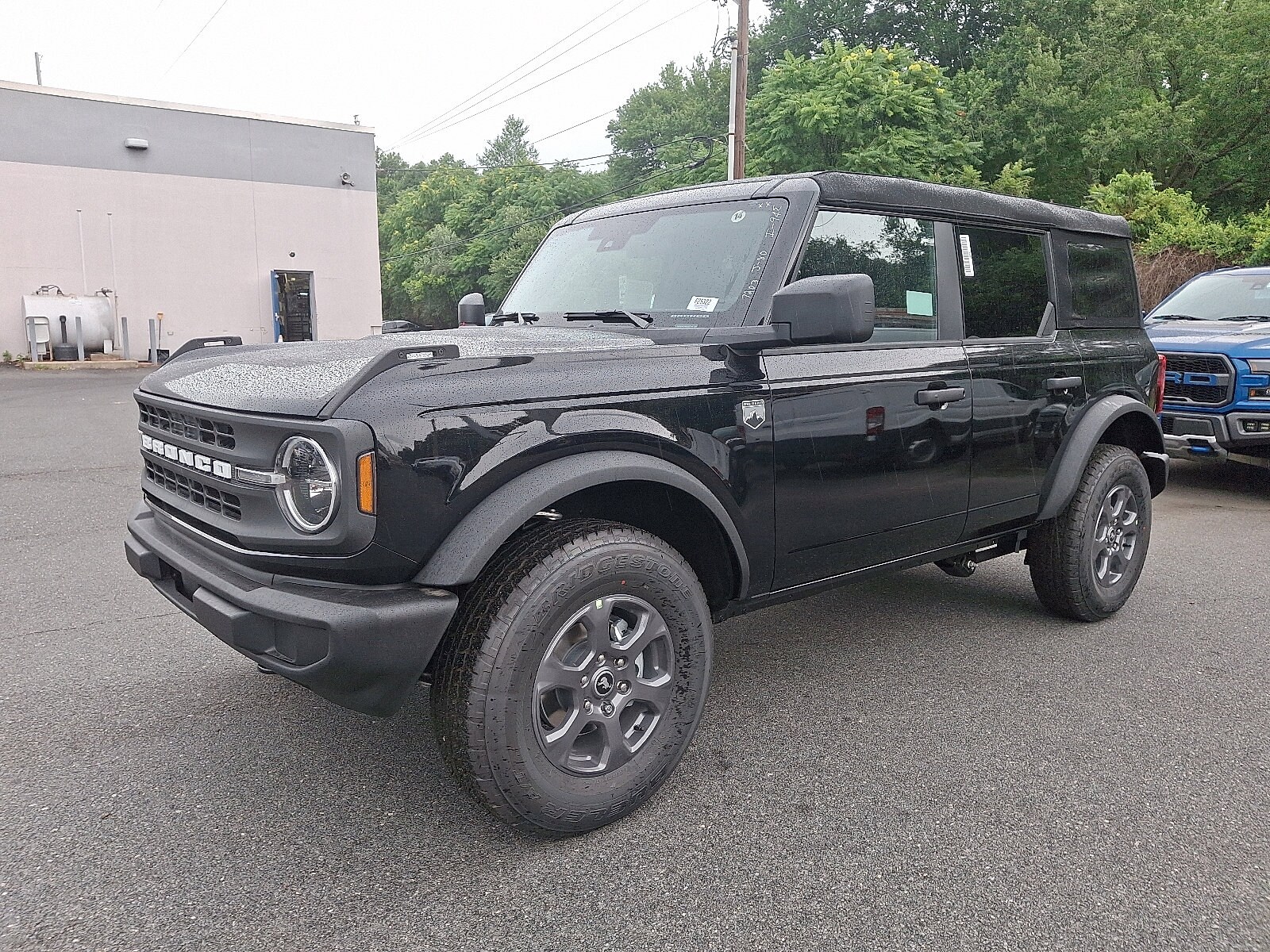 2025 Ford Bronco Big Bend photo 3