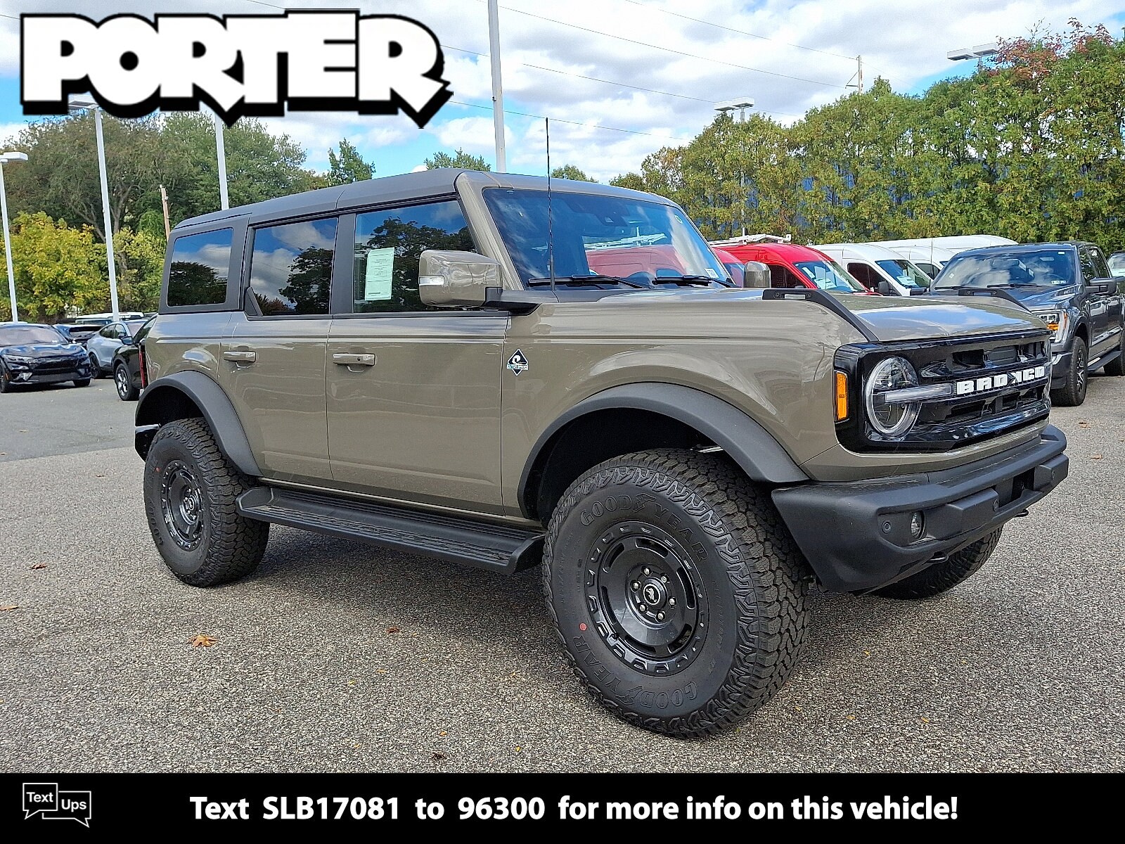2025 Ford Bronco 4-Door Outer Banks's photo
