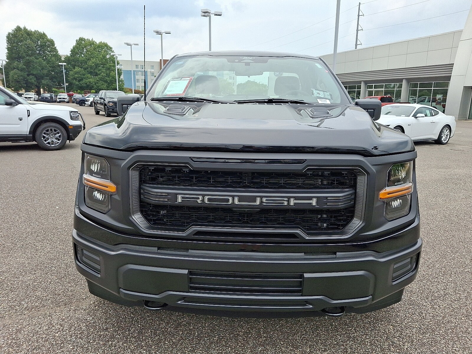 2025 Ford F-150 XL photo 2
