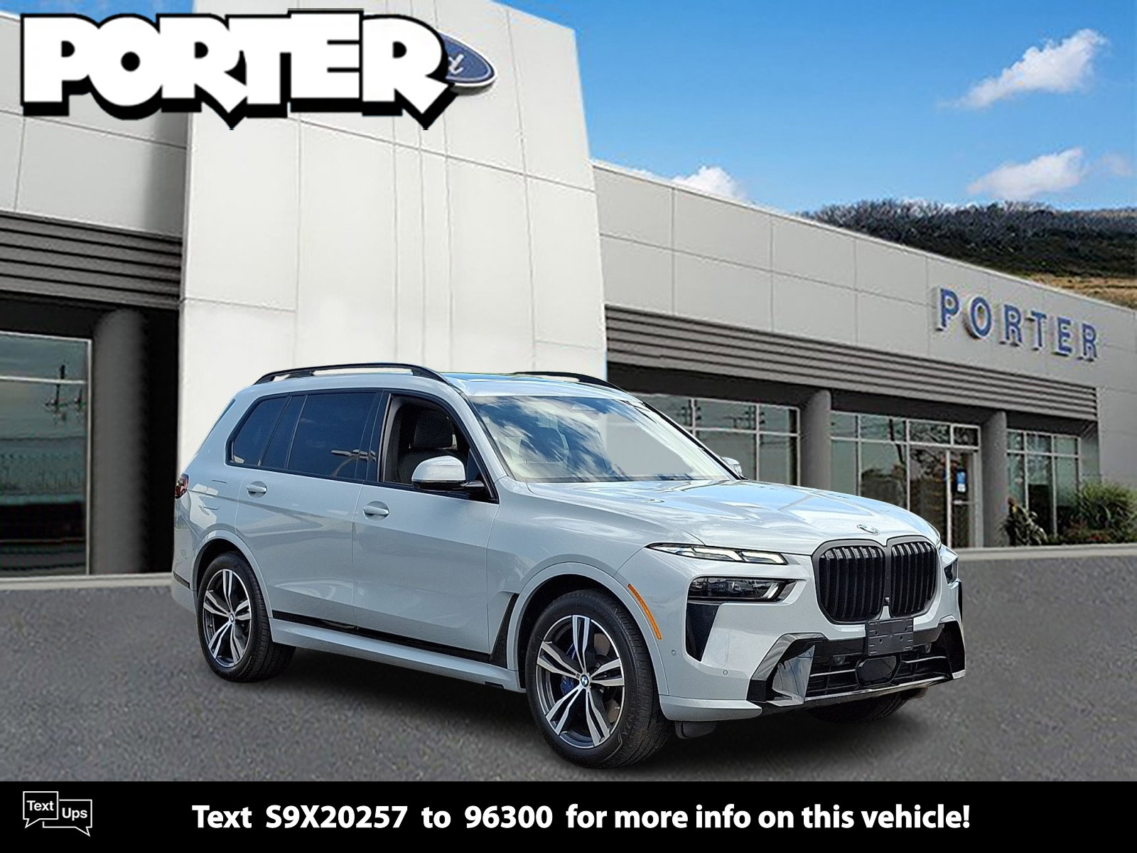 2025 BMW X7 xDrive40i's photo