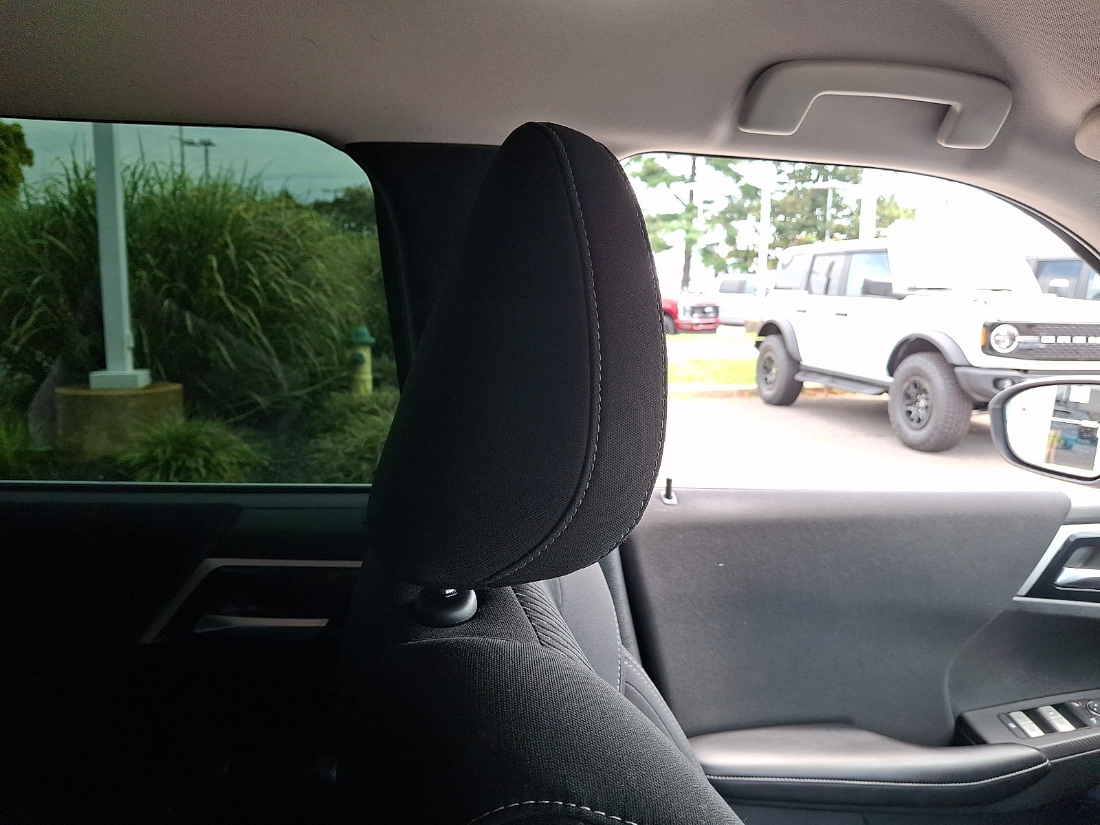 Photo 12