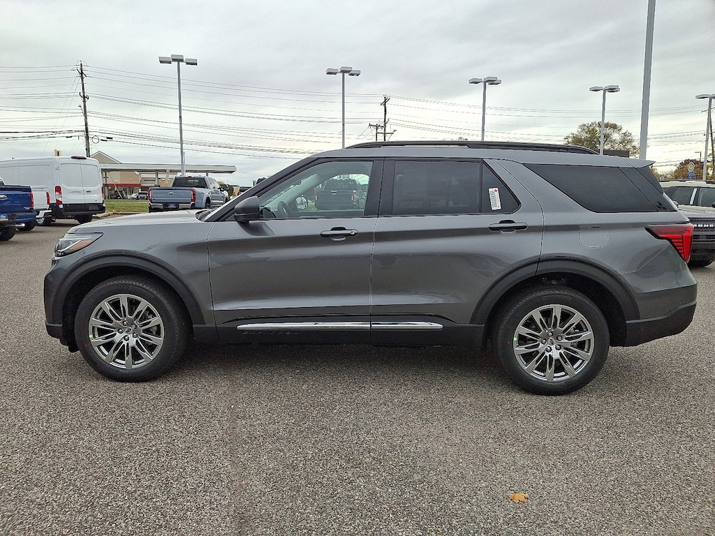 New 2025 Ford Explorer Active SUV