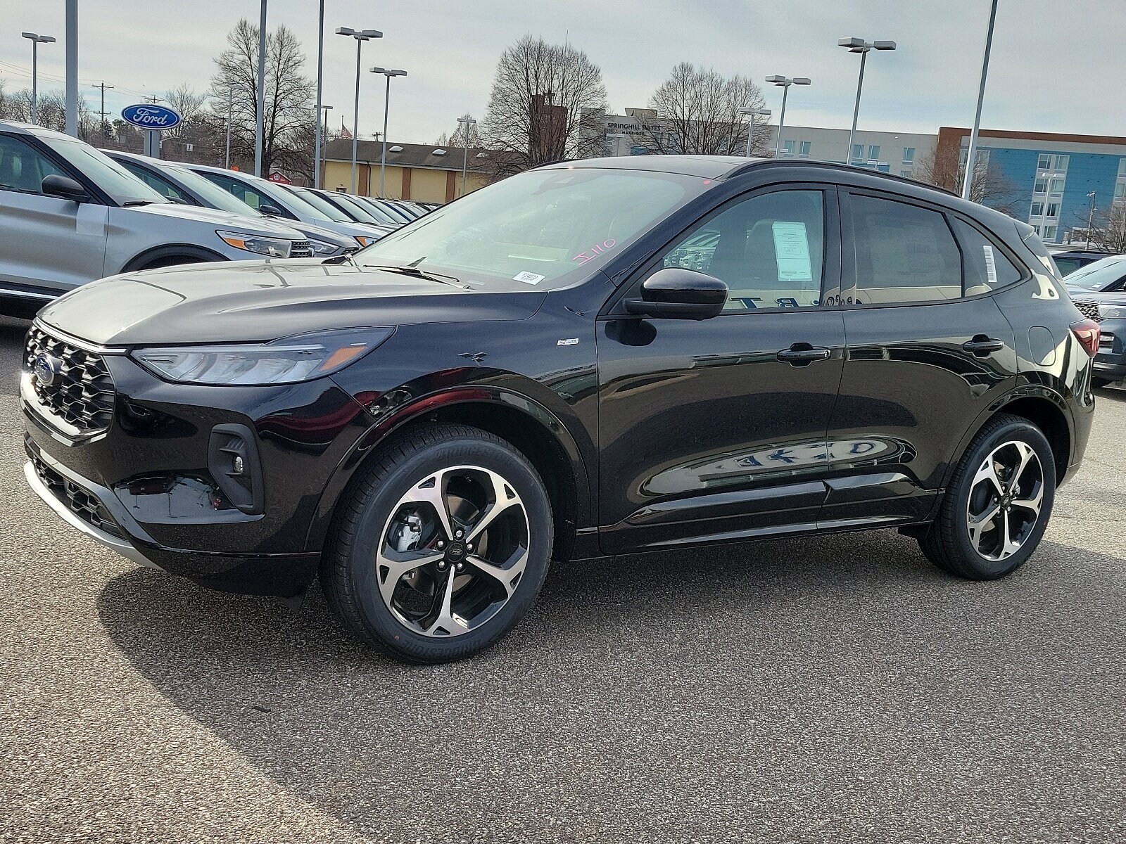 2024 Ford Escape ST-Line Select photo 3