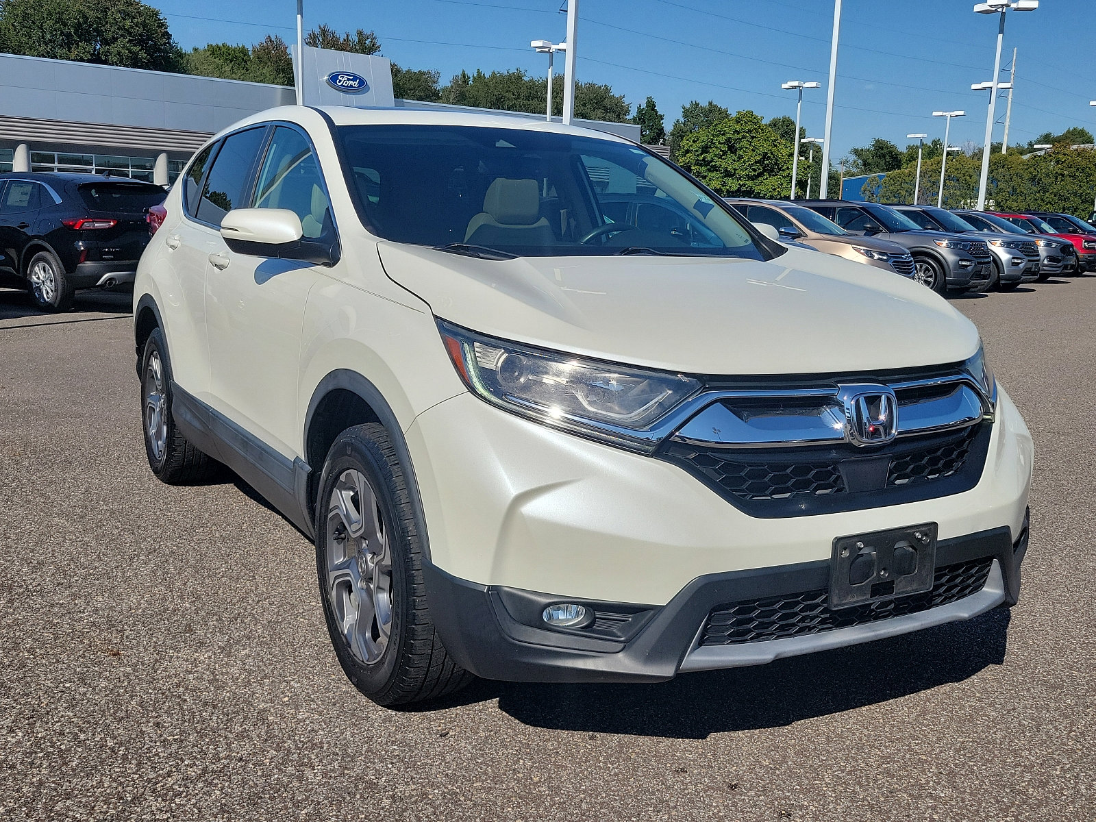 Used 2017 Honda CR-V EX-L with VIN 2HKRW2H85HH605254 for sale in Newark, DE