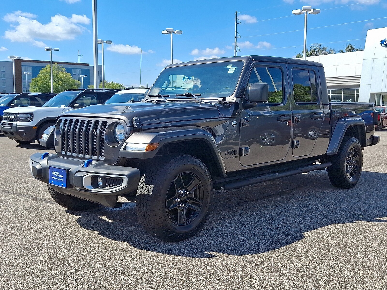 2021 Jeep Gladiator Sport S photo 4