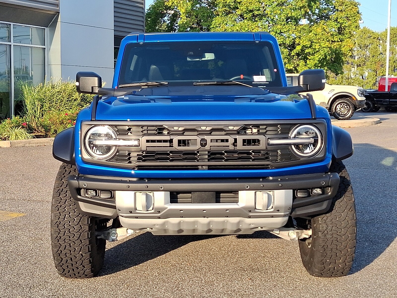 2025 Ford Bronco Raptor photo 2