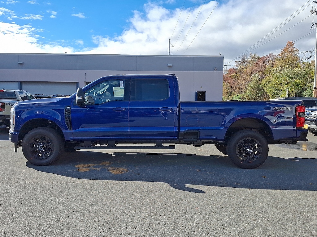 New 2026 Ford Super Duty F-350 SRW F-350 XLT Truck