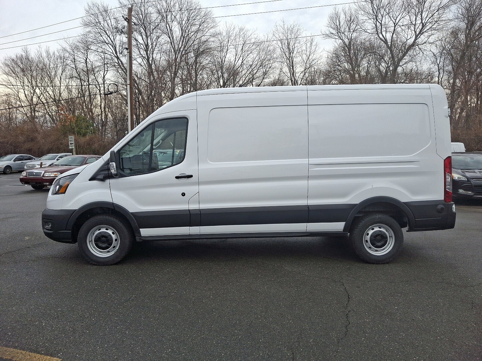 2025 Ford Transit Cargo Van photo 4